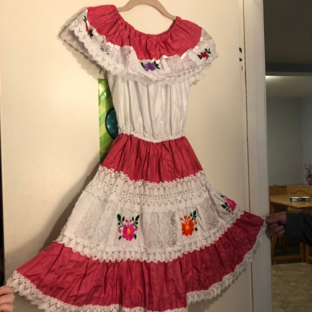 pink/white mexican embroidered flower lace dress